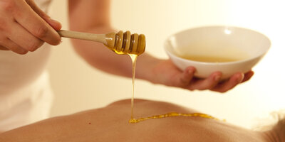 Медовий масаж